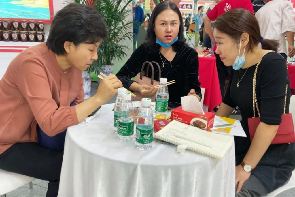 聰廚參展湖南食餐會(huì )暨良之隆食材節成果豐碩 聰廚參展湖南食餐會(huì )暨良之隆食材節成果豐碩